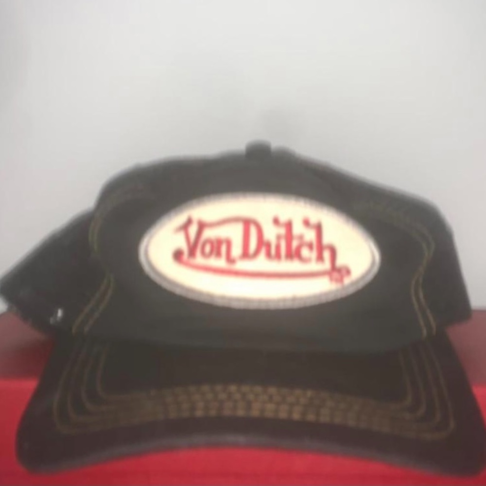 VON DUTCH TRUCKER